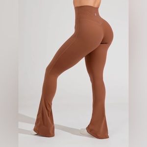 Foxy flare buffbunny leggings size small